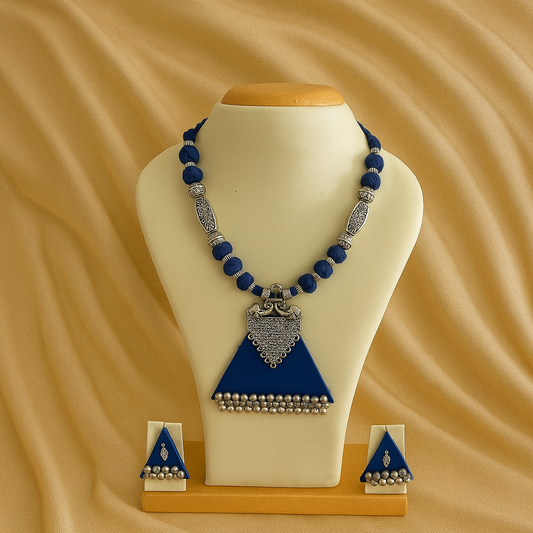 Triangle Shape Oxidised Set