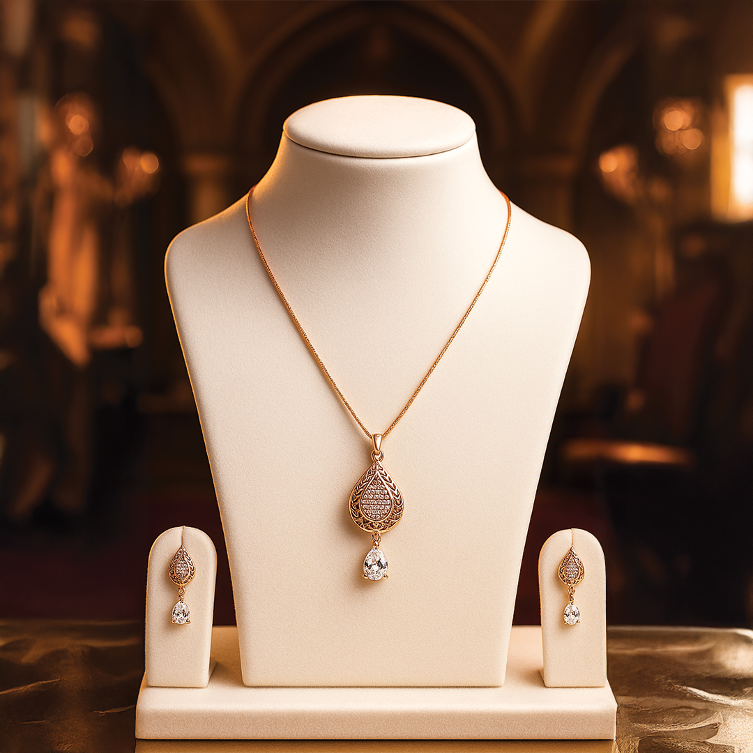 Leaf Shape Pendant Necklace Set