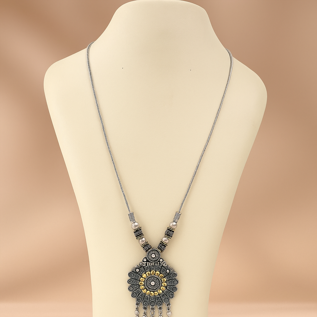 Miniature designed chain